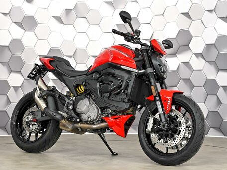2021 Ducati Monster 937, красный, 999000 рублей, вид 1