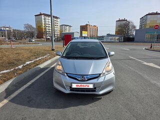 2013 Honda Fit Hybrid II, серый, 715000 рублей, вид 1