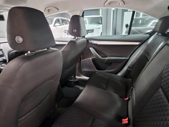 2016 Skoda Octavia III (A7), чёрный - вид 14