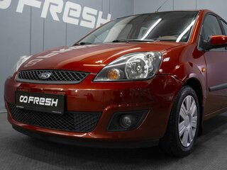 2006 Ford Fiesta Mk5, красный, 450000 рублей, вид 5