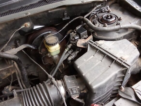 2002 Ford Maverick III, чёрный, 320000 рублей - вид 16