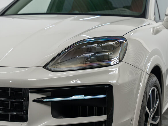 2024 Porsche Cayenne Coupé III Рестайлинг, серый, 17990000 рублей - вид 30