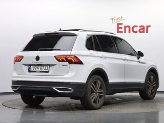 2022 Volkswagen Tiguan Allspace II Рестайлинг, белый, 4210000 рублей, вид 3
