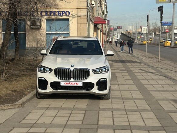 2020 BMW X5 40i IV (G05/G18), белый, 6500000 рублей - вид 5