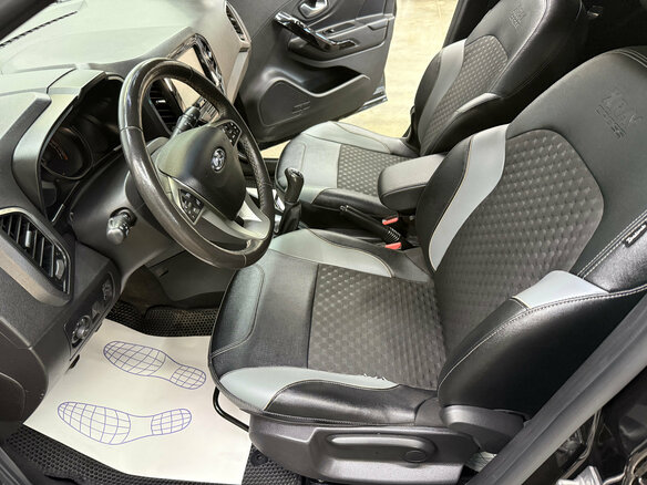 2020 Lada (ВАЗ) XRAY Cross I, чёрный, 1040000 рублей - вид 7