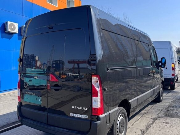 2024 Renault Master, чёрный, 4700000 рублей - вид 5