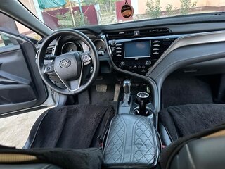2019 Toyota Camry US Market VIII (XV70), серый, 2300000 рублей, вид 3