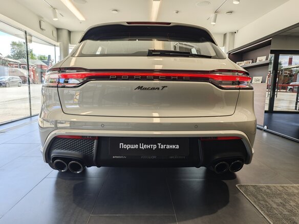 2025 Porsche Macan I Рестайлинг 2, серый, 13940000 рублей - вид 12