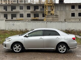 2012 Toyota Corolla X (E140, E150) Рестайлинг, серебристый, 1000000 рублей, вид 4