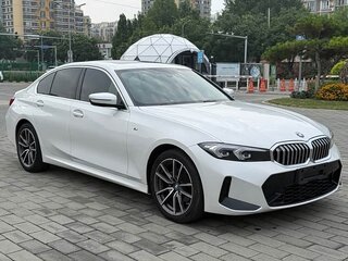 2024 BMW 3 серии 320i VII (G2x) Рестайлинг, белый, 3335000 рублей, вид 3