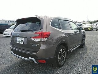 2023 Subaru Forester V Рестайлинг, коричневый, 2649000 рублей, вид 4