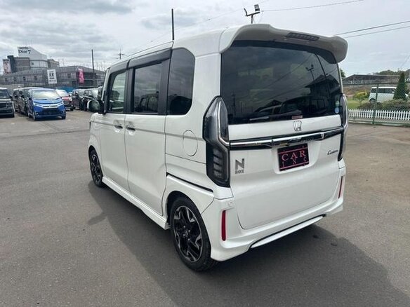 2017 Honda N-BOX II, белый, 800000 рублей - вид 5
