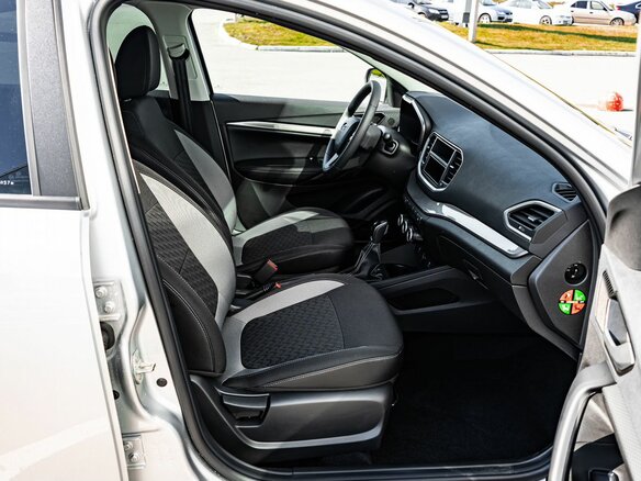 2026 Lada (ВАЗ) Vesta I Рестайлинг (NG), серебристый, 1651000 рублей - вид 11