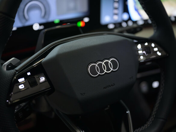2026 Audi Q5 L III (GU), зелёный, 7540000 рублей - вид 22