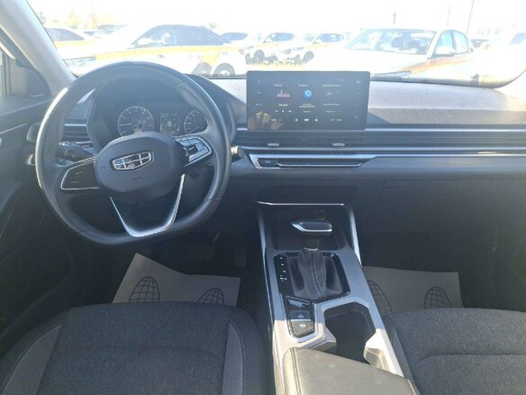 2024 Geely Emgrand II, белый, 1580000 рублей - вид 5