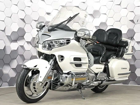 2003 Honda GL 1800 Gold Wing, белый, 949000 рублей, вид 2