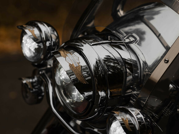 2008 Harley-Davidson Road King, красный, 900000 рублей - вид 2