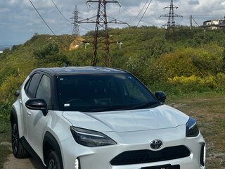 2023 Toyota Yaris Cross I, белый, 2100000 рублей, вид 4