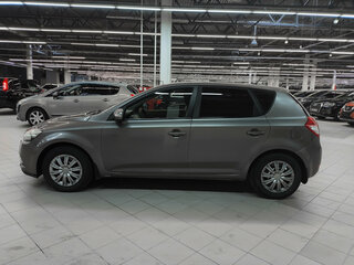 2010 Kia Ceed I Рестайлинг, бежевый, 587000 рублей, вид 1