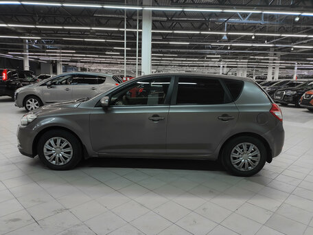 2010 Kia Ceed I Рестайлинг, бежевый, 587000 рублей, вид 1