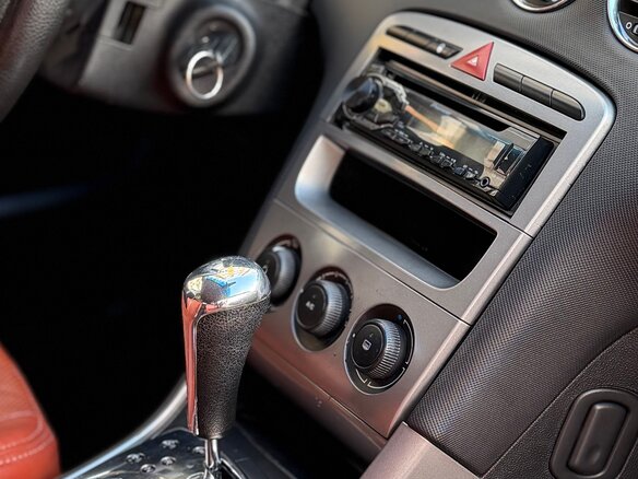 2011 Peugeot 308 I Рестайлинг, белый - вид 25