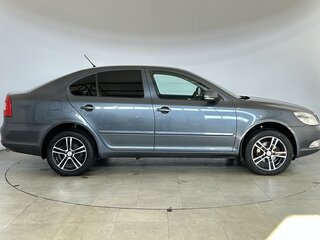 2011 Skoda Octavia II (A5) Рестайлинг, серый, 750000 рублей, вид 5