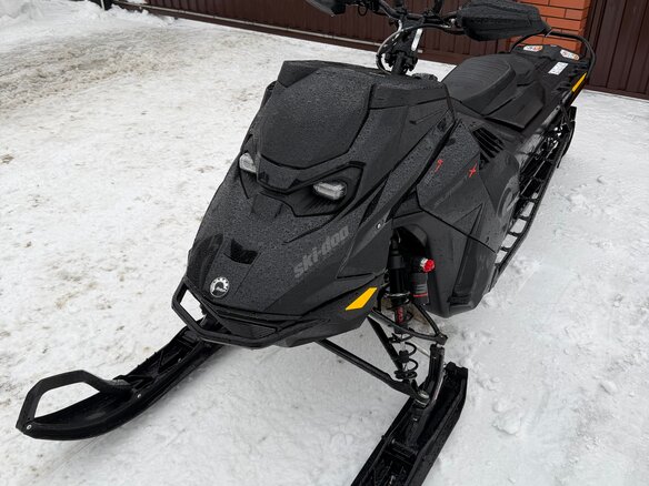 2026 BRP Ski-Doo Summit 850, чёрный, 2590000 рублей - вид 2