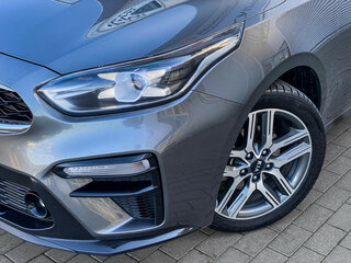 2020 Kia Cerato IV, серый, 1720000 рублей, вид 4