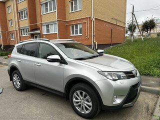 2013 Toyota RAV4 IV (XA40), серебристый, 2400000 рублей, вид 2