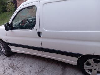 2008 Peugeot Partner I Рестайлинг, белый, 475000 рублей, вид 3