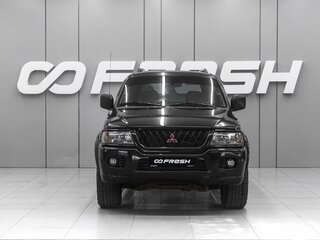 2001 Mitsubishi Montero Sport I, чёрный, 869000 рублей, вид 3