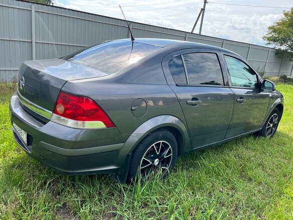 2012 Opel Astra H Рестайлинг, серый, 800000 рублей - вид 5