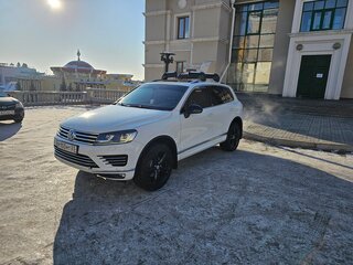 2016 Volkswagen Touareg II Рестайлинг, белый, 3200000 рублей, вид 4