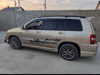 2004 Toyota Highlander I (XU20) Рестайлинг, золотистый, 1550000 рублей, вид 3