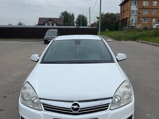 2012 Opel Astra H Рестайлинг, белый, 525000 рублей, вид 2