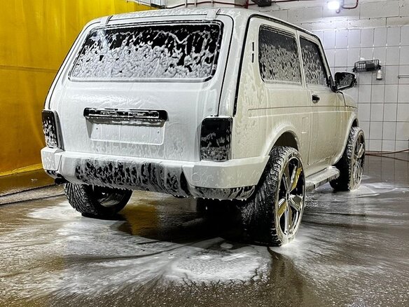 2015 Lada (ВАЗ) 2121 (4x4) I Рестайлинг, белый, 1500000 рублей - вид 3