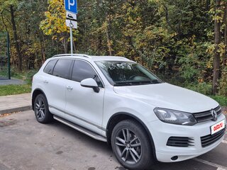2013 Volkswagen Touareg II, белый, 1900000 рублей, вид 2
