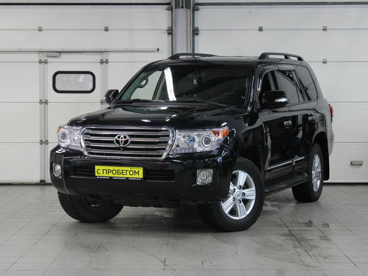 Открыть фотографии: Toyota Land Cruiser 200 Series Рестайлинг 1