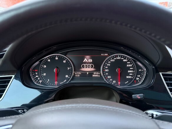 2016 Audi A8 Long III (D4) Рестайлинг, синий, 2450000 рублей - вид 9