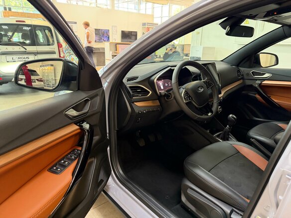 2026 Lada (ВАЗ) Vesta SW Cross I Рестайлинг (NG), серый - вид 8