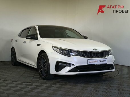 2018 Kia Optima IV Рестайлинг, белый, 1680000 рублей, вид 3