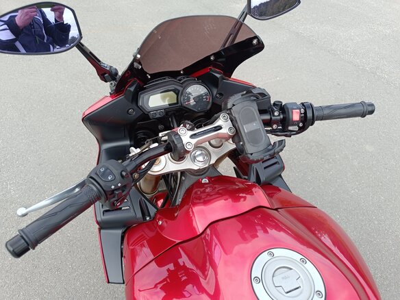 2007 Yamaha FZ1, красный, 550000 рублей - вид 6