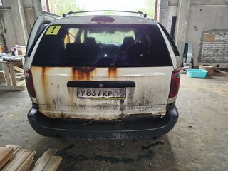 2002 Chrysler Voyager IV, белый, 117000 рублей, вид 4