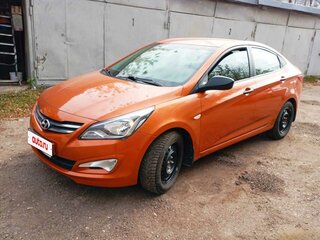 2015 Hyundai Solaris I Рестайлинг, оранжевый, 880000 рублей, вид 1