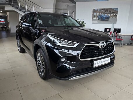 Toyota Highlander IV (XU70)