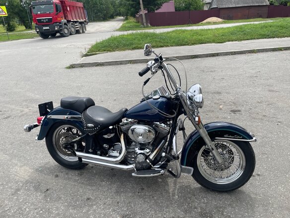 2000 Harley-Davidson Softail Standard, синий, 620000 рублей - вид 3