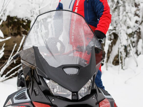 2025 AODES (Odes) Snowcross 1000, красный, 999000 рублей - вид 2