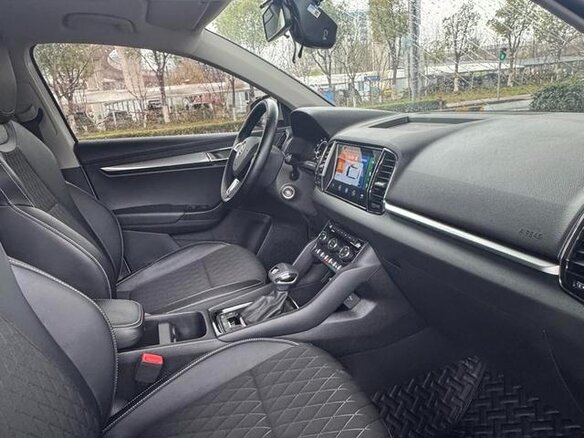 2022 Skoda Karoq DSG7 I, белый - вид 13