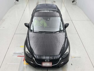 2017 Mazda Axela III Рестайлинг, чёрный, 965005 рублей, вид 5