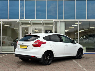2012 Ford Focus III, белый, 656000 рублей, вид 3